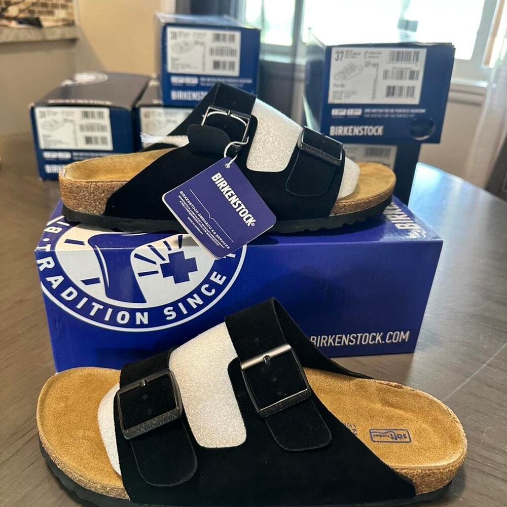 Birkenstock arizona black sandals size